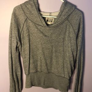 Gray converse cropped hoodie